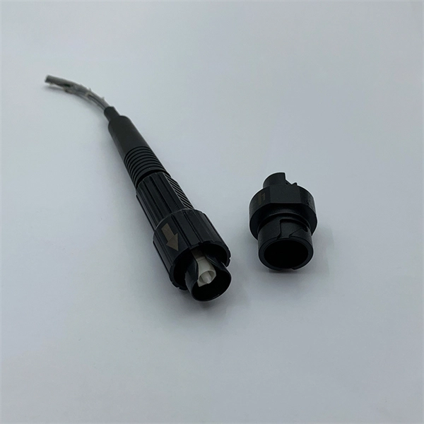 No fiber optic distribution box is used for fiber optic installation - JR Sekwele Optical Networks & Photonic Group