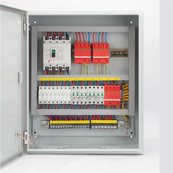 What is an FM cable tray 